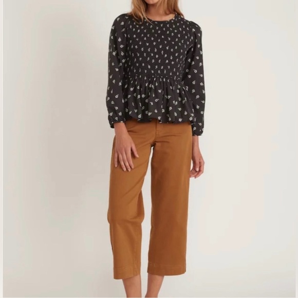 🆕 NWOT Marine Layer Gabrielle Smock Top in Black Modern Ditsy Floral Flower - Picture 3 of 15